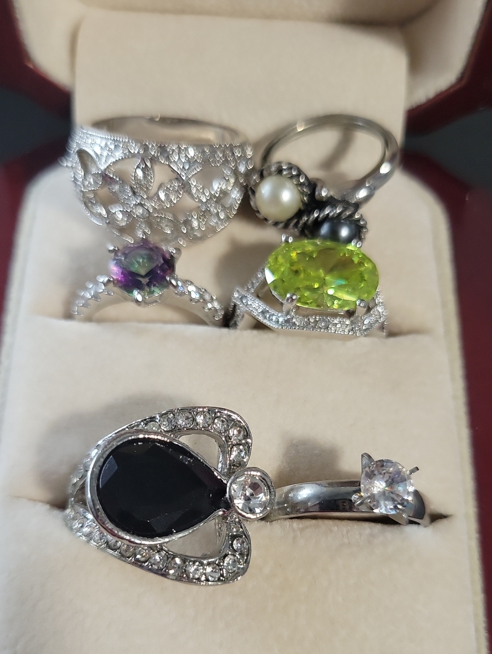 Mixed Stone Women's Ring Set - Black, Green, Pearl Accents